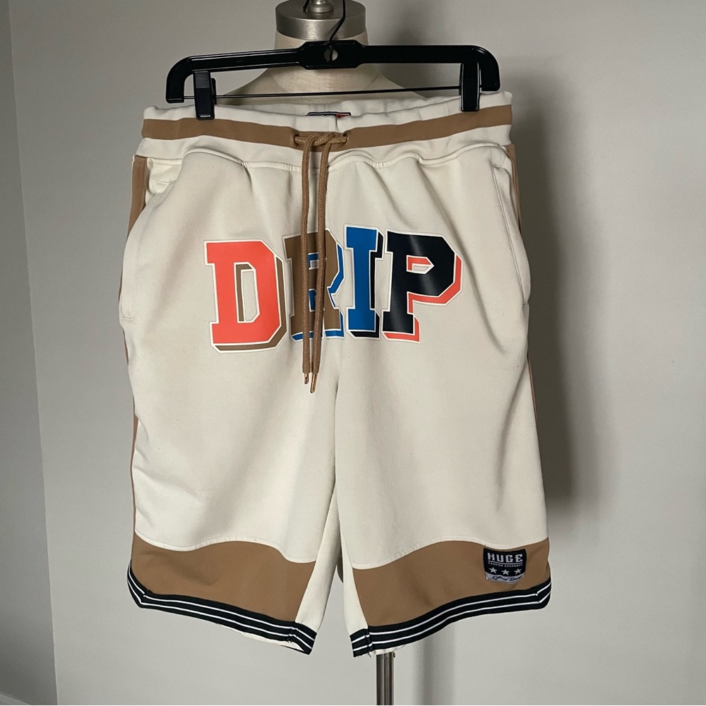 Huge Fashion Exchange off white elastic waist DRIP shorts size XL